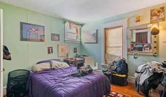 103 N Champlain St, Burlington, VT 05401