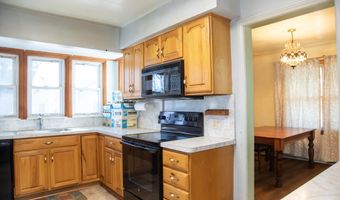 15708 Goddard Rd, Allen Park, MI 48101
