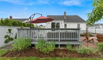 32 Waterman Ave, Johnston, RI 02919