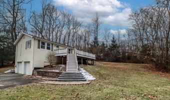 27 Long Meadow Ln, Bethel, CT 06801