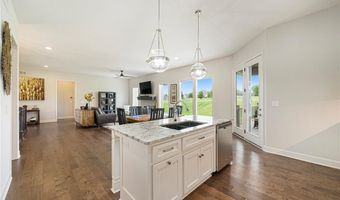 4417 N 142nd St, Basehor, KS 66007