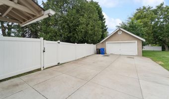 1325 N ONEIDA St, Appleton, WI 54911