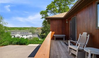 11 Cove Rd, Narragansett, RI 02882