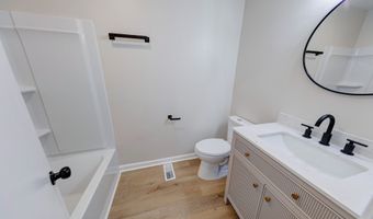 227 Poplar Grove Dr, Avon, IN 46123