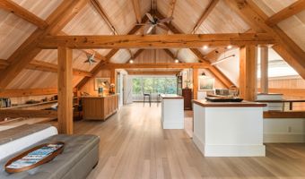 11 Grason Ln, Bar Harbor, ME 04609