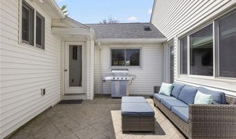 120 Bretton Woods Dr, Cranston, RI 02920