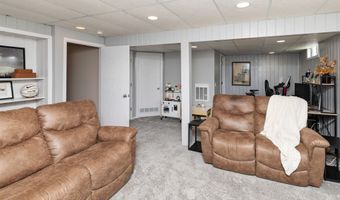 456 SE 33rd St, Ankeny, IA 50021