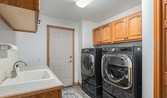 4085 Wildwood Dr, Allegan, MI 49010