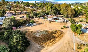 1373 Real Way Ln, Alpine, CA 91901