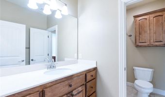 1611 NE Chapel Hill Dr, Bentonville, AR 72712