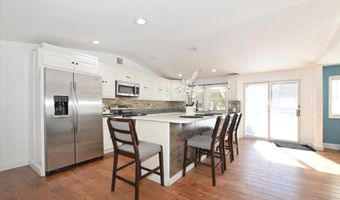 62 Bayside Ave, Amityville, NY 11701