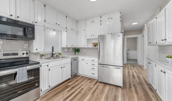 1028 Dearborn St, Augusta, KS 67010