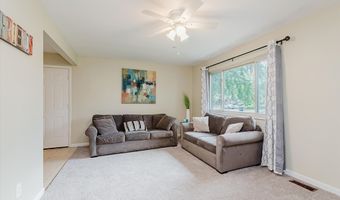 5 Whitewood Ct, Beech Grove, IN 46107