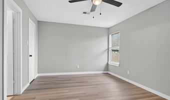 2300 Pine Ln, Barling, AR 72923