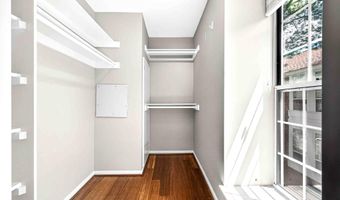 2584- B S ARLINGTON MILL Dr 2, Arlington, VA 22206