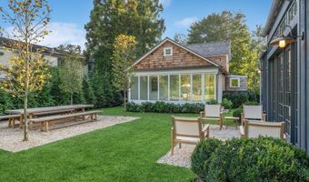 6 Cozzens Ln, Amagansett, NY 11930