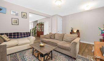 2817 Shamrock Dr, Charlotte, NC 28205