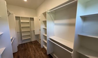 632 Hiram Dr, Bauxite, AR 72011