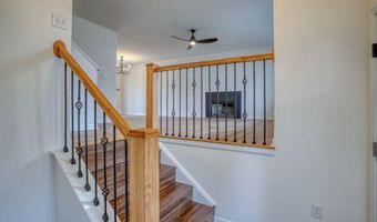 811 SUNSET Ter, Dover, DE 19904