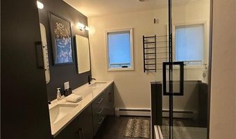 529 W Park Ln, Albert Lea, MN 56007