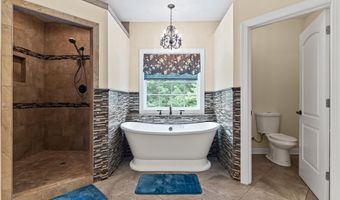 175 TRACIE Dr, Altavista, VA 24517