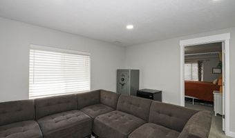 957 W MCKENNA, Bluffdale, UT 84065