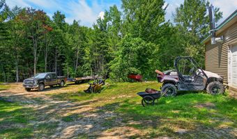 625 Mcgrath Pond Rd, Belgrade, ME 04917