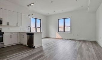 425 AVENUE C 501, Bayonne, NJ 07002