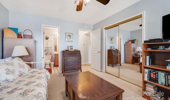 2904 Sagamore Ln, Asheville, NC 28806