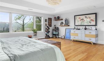 21 Preston Dr, Barrington, RI 02806