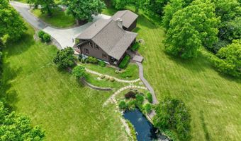 5152 Briar Ridge Dr, Aurora, IN 47001