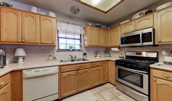 172 Home Pl, Adkins, TX 78101