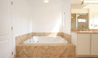 7025 CHESAPEAKE HARBOUR Dr 18B, Annapolis, MD 21403