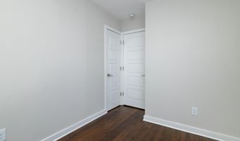 68 Elm St, Beachwood, NJ 08722