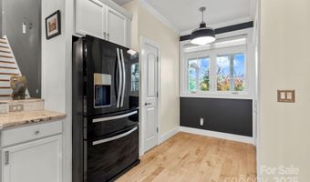 12 Broadmoor Dr, Arden, NC 28704
