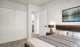 1325 BARNABY Ter SE, Washington, DC 20032