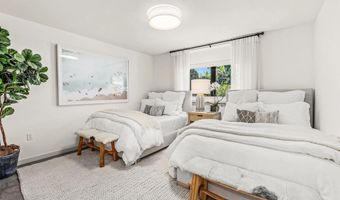 3301 Lincoln St, Carlsbad, CA 92008