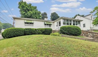124 N Cliff St, Ansonia, CT 06401