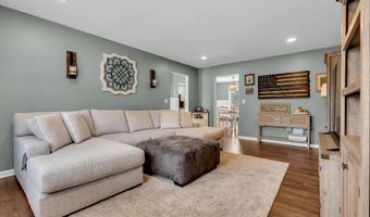 1516 Mizzen Ave, Beachwood, NJ 08722