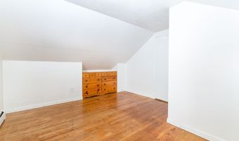 33 Debra Ln, Bristol, CT 06010