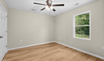 96 Hill St, Austin, IN 47102