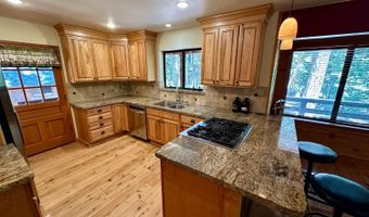2893 Zuni Dr, Arnold, CA 95223