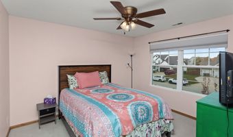 1003 10th Ave SE, Altoona, IA 50009