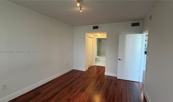 2775 NE 187th St 316, Aventura, FL 33180