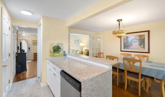 405 Village Dr, Bourne, MA 02532