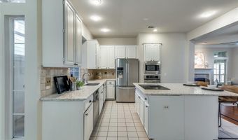 4019 Azure Ln, Addison, TX 75001