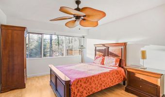 4024 IVA Ln, Annandale, VA 22003
