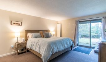 25 Burkeside Rd 127, Burke, VT 05832