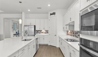 17190 Serengeti Cir, Alva, FL 33920
