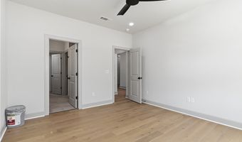 1041 Whistler St, Bentonville, AR 72713